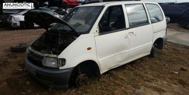 Nissan serena para despiece