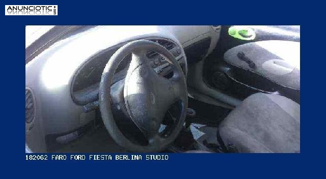 182062 faro ford fiesta berlina studio