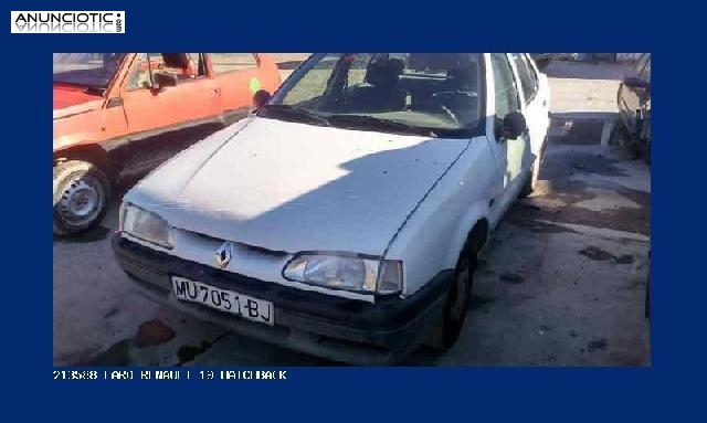 213588 faro renault 19 hatchback