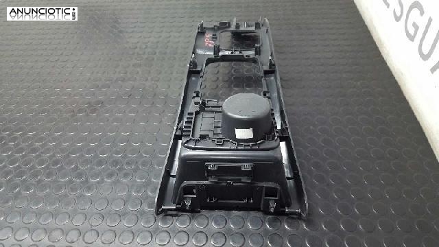 233183 consola renault megane iii