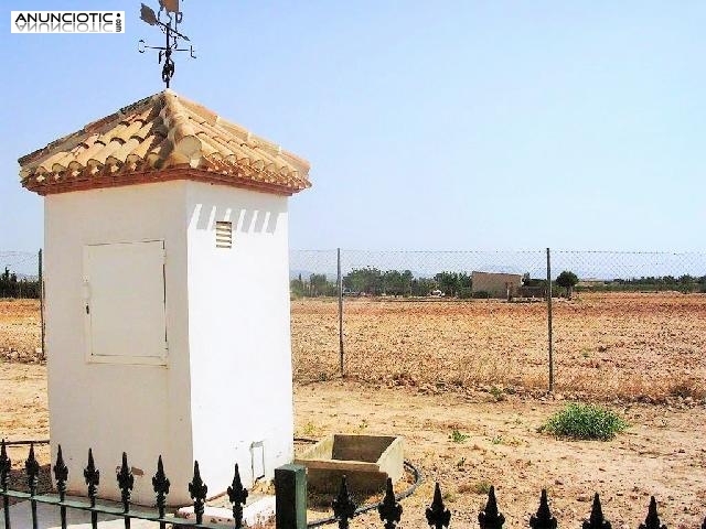 Terreno rustico de 80.000 m2 con dos casas fuente Alamo