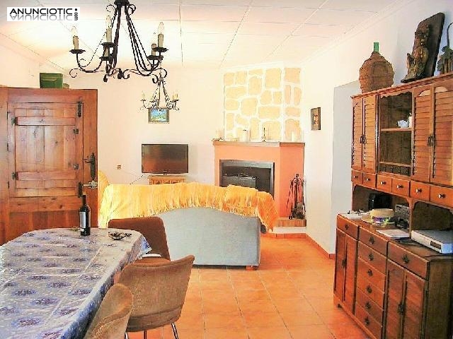 Terreno rustico de 80.000 m2 con dos casas fuente Alamo