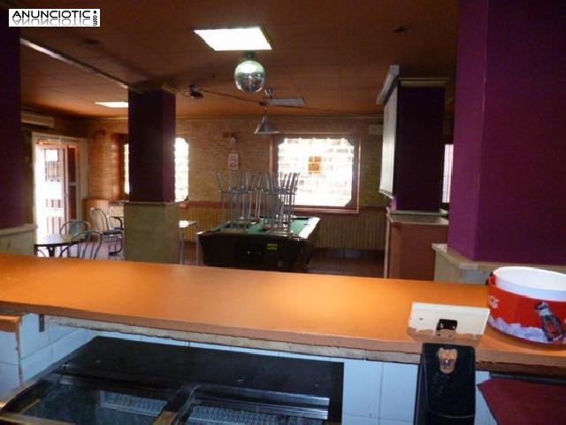 SE VENDE BAR CON VIVIENDA ENCIMA EN ABANILLA-MURCIA CENTRICO