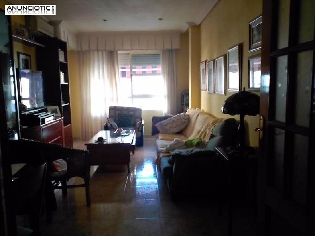 se vende 2º piso con ascensor muy luminoso en