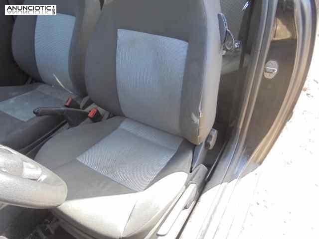 Asiento delantero izquierdo 3685361 seat