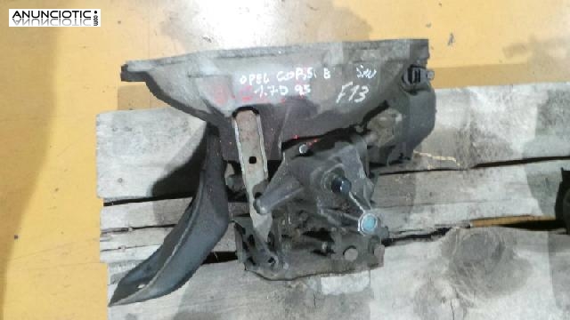 1123945 caja opel corsa b 1993