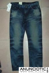 Jeans: Armani, D & G, Diesel, True Religion, Levis, G-star