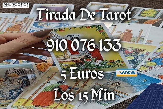 Horoscopos - Tarotistas  806 Tarot