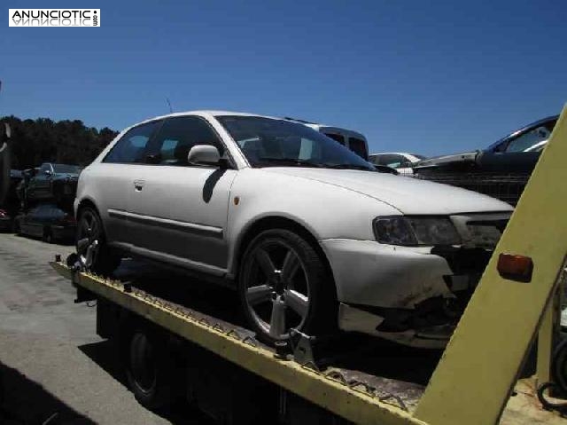 Faro audi a3 1.9 tdi (110 cv)