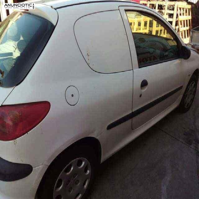 Despiece de peugeot 206+ básico 1.4 hdi