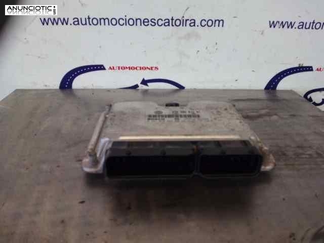 Centralita 589374} de seat leon (1m1)