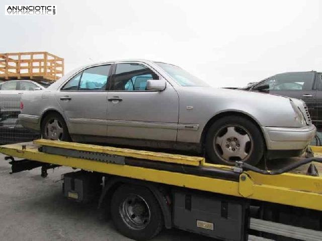 Despiece mercedes clase e (w210) berlina