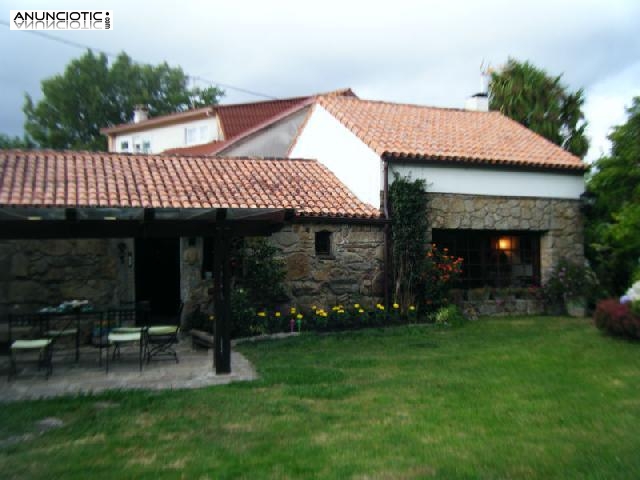 Casa restaurada con finca