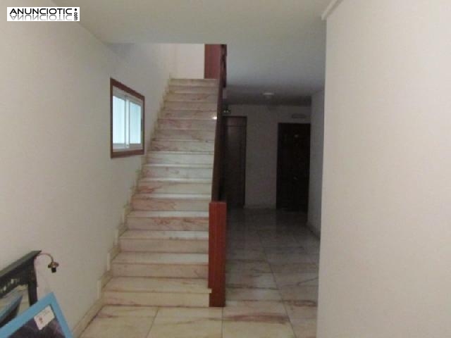 Se vende piso de 3 habitaciones en d