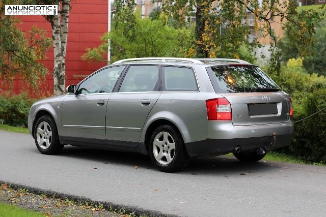 Bonito coche Audi A4