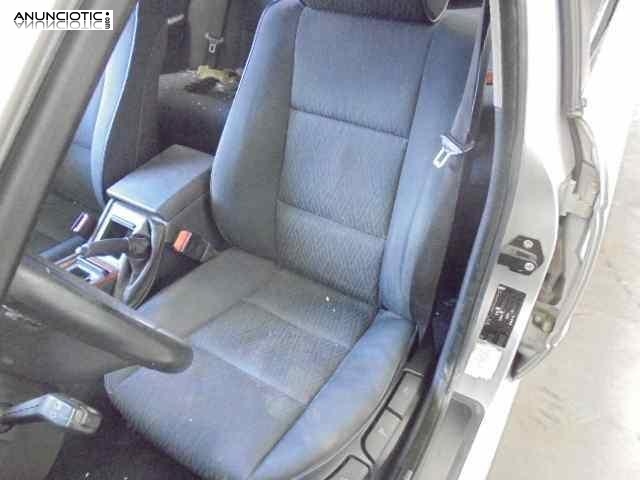 Asiento delantero izquierdo 3678118