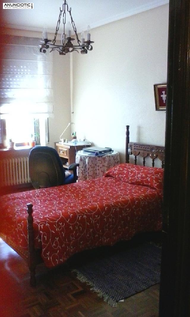 PARTICULAR VENDE PISO EN SALAMANCA, JUNTO PLAZA MAYOR