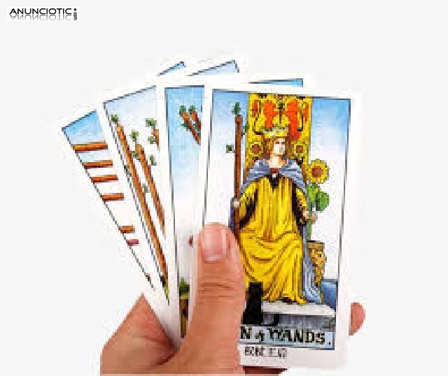 Consulta el TAROT y encuentra la salida