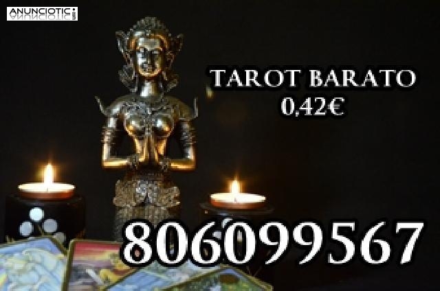 Tarot economico de Lupe y Mina. 806 099 567. a 0,42/min.