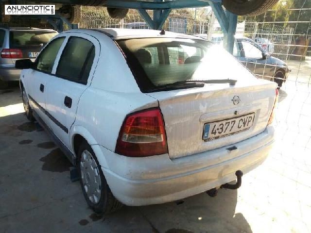 Opel corsa c para despiece completo