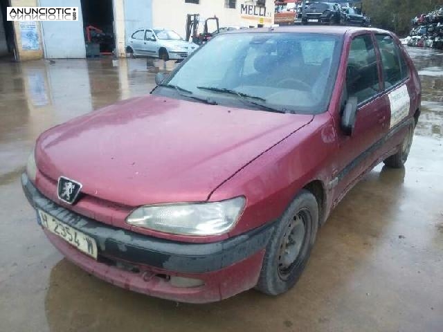 Peugeot 306 del 99 para recambios, llama ahora