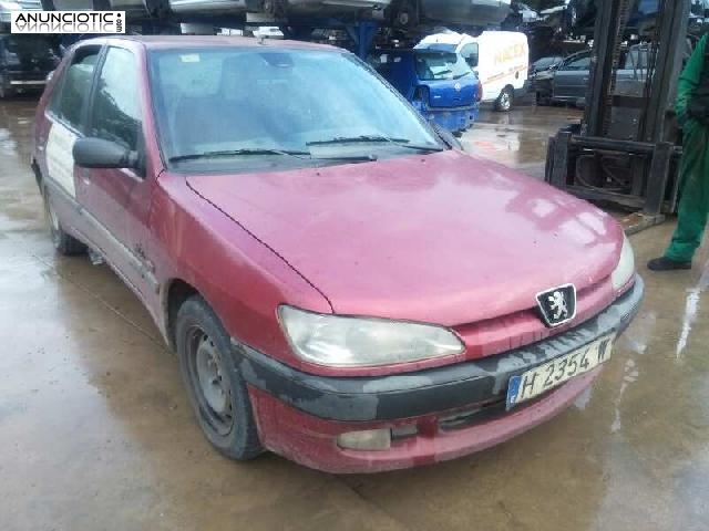 Peugeot 306 del 99 para recambios, llama ahora