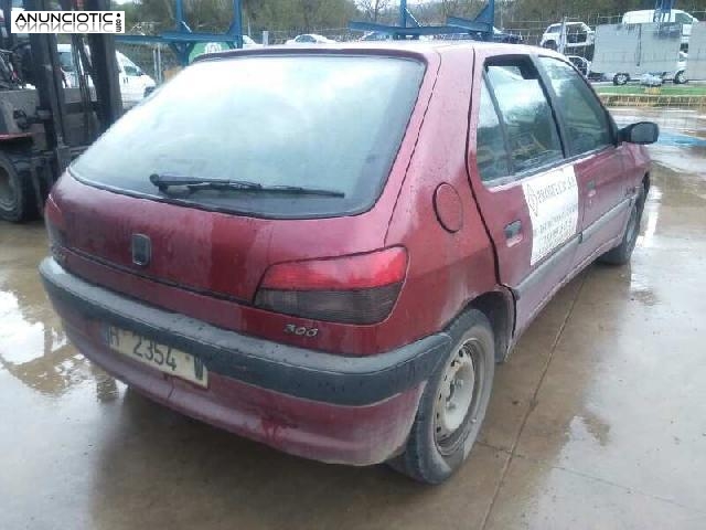 Peugeot 306 del 99 para recambios, llama ahora