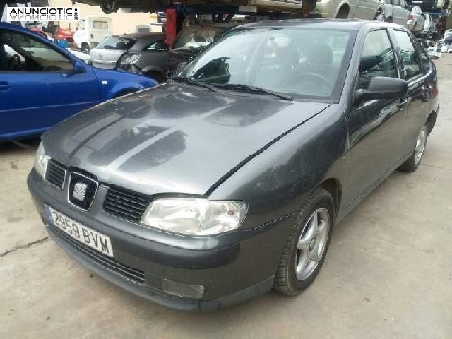 Necesitas algo de seat cordoba de 2003 ?