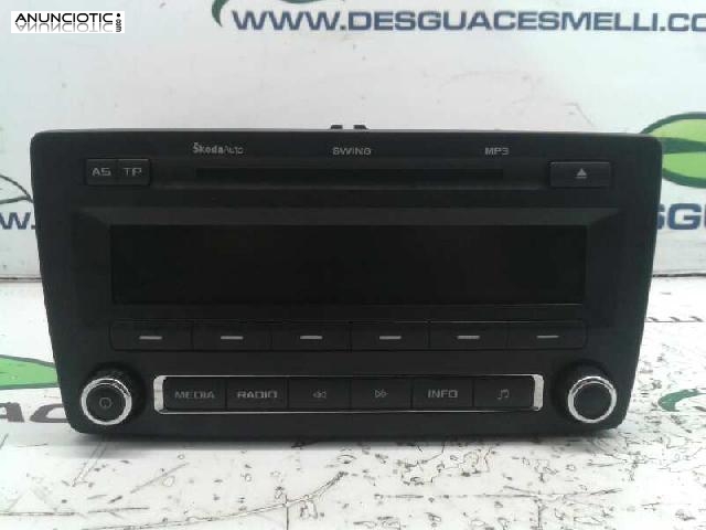 Sistema de audio radio para skoda octavia  2008