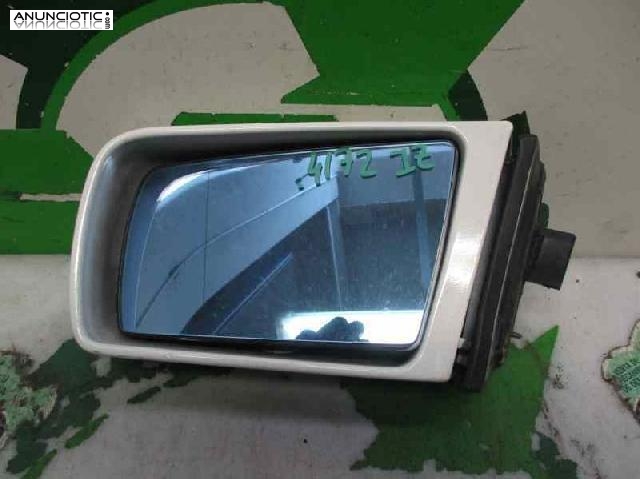 Retrovisor izq. de clase c (w202) ber...