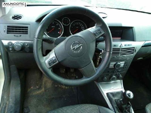 Despiece de opel astra gtc (2004 - 2...