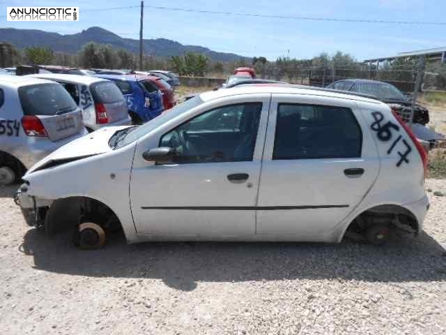 Despiece 8617 fiat punto berlina (188)