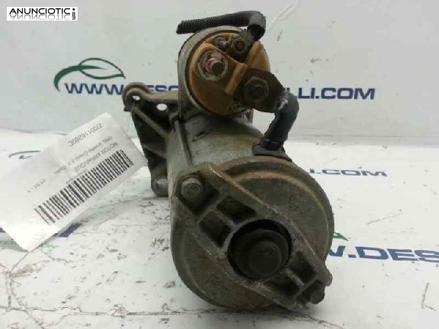 1222426 motor opel vivaro combi 2.7t