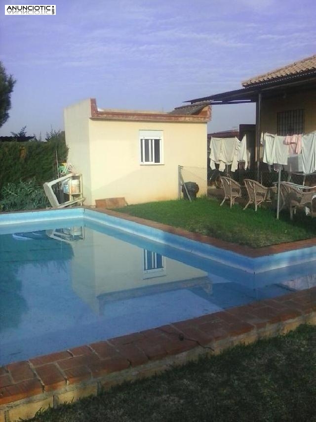 Casa con piscina a buen precio