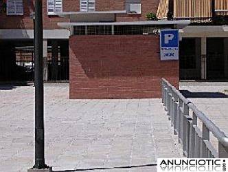 ALQUILER PLAZA PARKING DE TRIANA