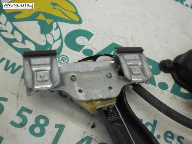 Elevalunas trasero derecho 2650998 seat