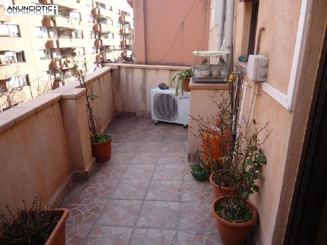 Edificio en pleno centro de reus 