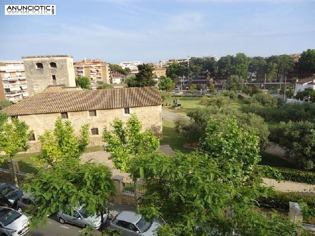 Estudio en salou pueblo 