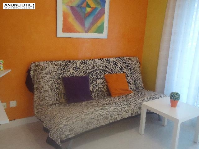 Bonito apartamento en alquiler en salou