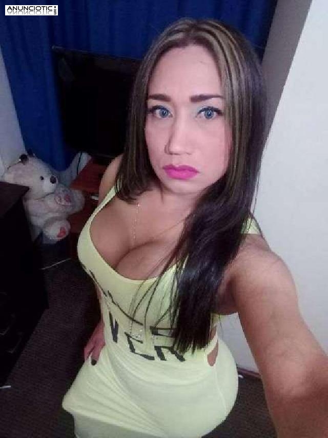 Travesti completa vicioa atención a parejas potente corro