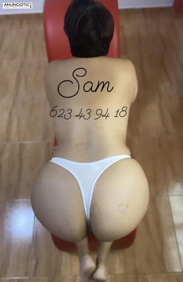 Sam venezolana ardiente y besos con lengua