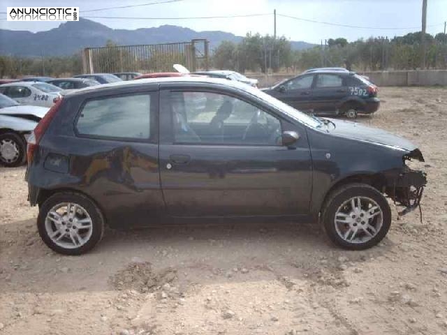 Despiece 7518 fiat punto berlina (188)