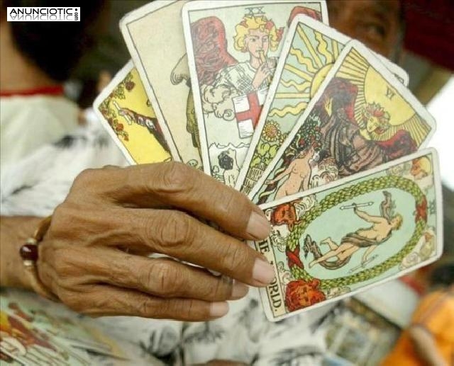 LECTURA DEL TAROT, CARTAS ESPAÑOLAS, HAITIANAS Y AFRICANAS Y BAÑOS DE FLORE