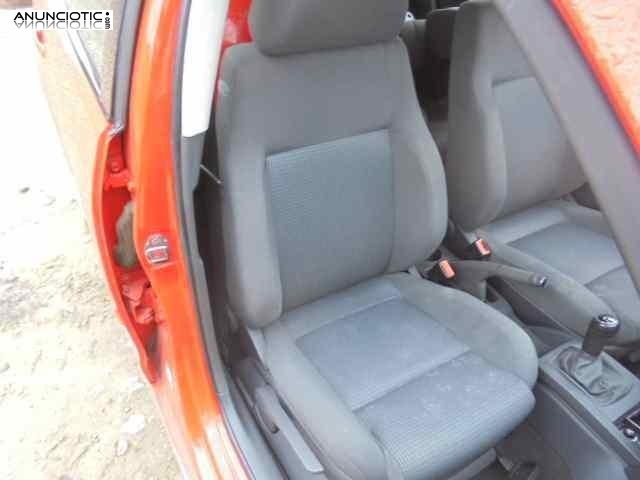 Asiento delantero derecho 3684089