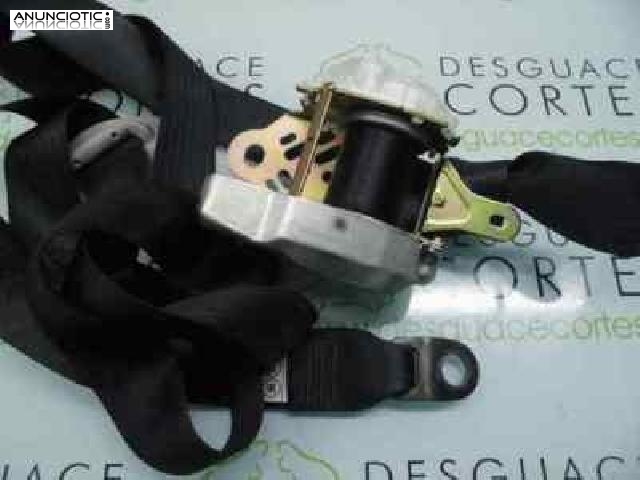 Cinturon125603 toyota corolla verso (r1)