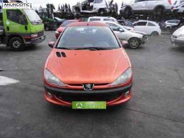 Faro antiniebla 136157 peugeot 206