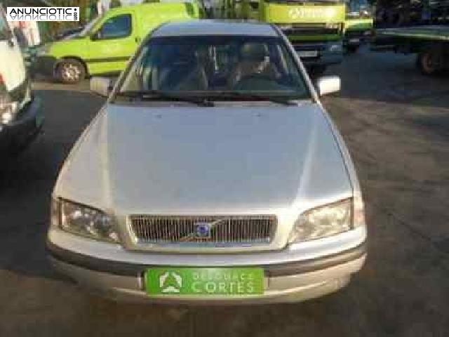 Paragolpes del 359296 volvo s40 berlina