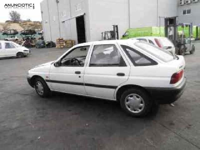 Paragolpes del 136984 ford escort