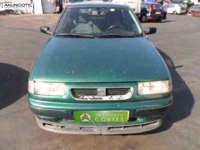 Paragolpes del 168127 seat toledo (1l)