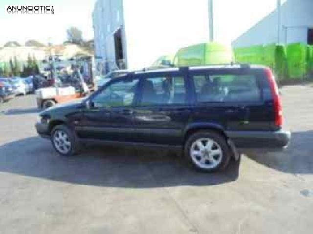 Paragolpes del 313171 volvo v70 familiar